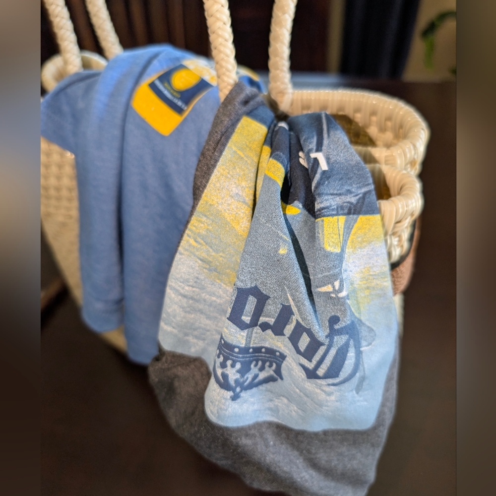 Corona Cerveza Los Cabos Crop Top